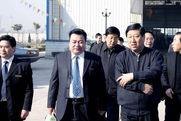 全国人大副委员长张平参观江南网页版官网
机床